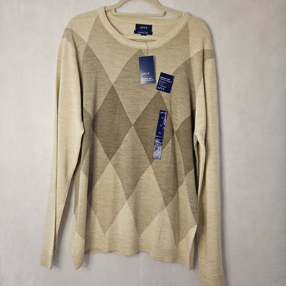 NWT APT 9 Sz XL Argyle Sweater Merino Stretch Beige & Tan